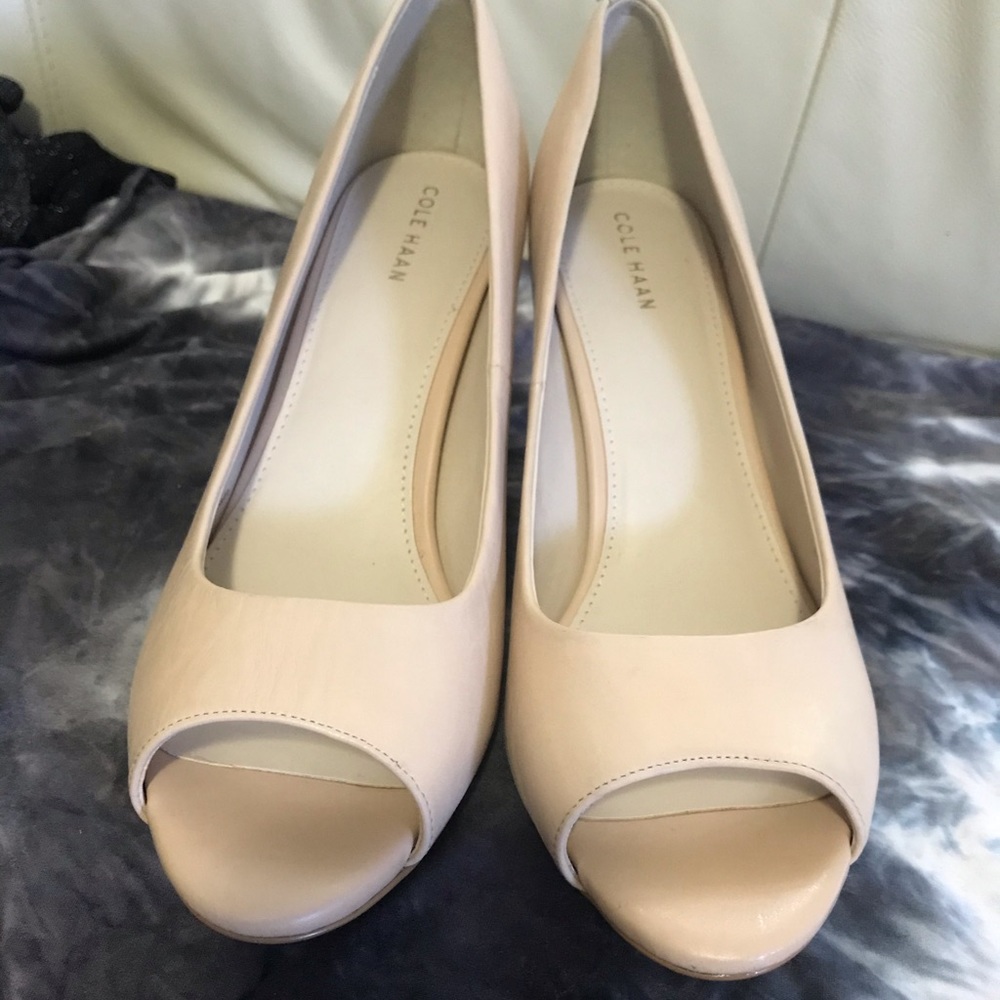 Cole Haan nude leath - Picture 2 of 7